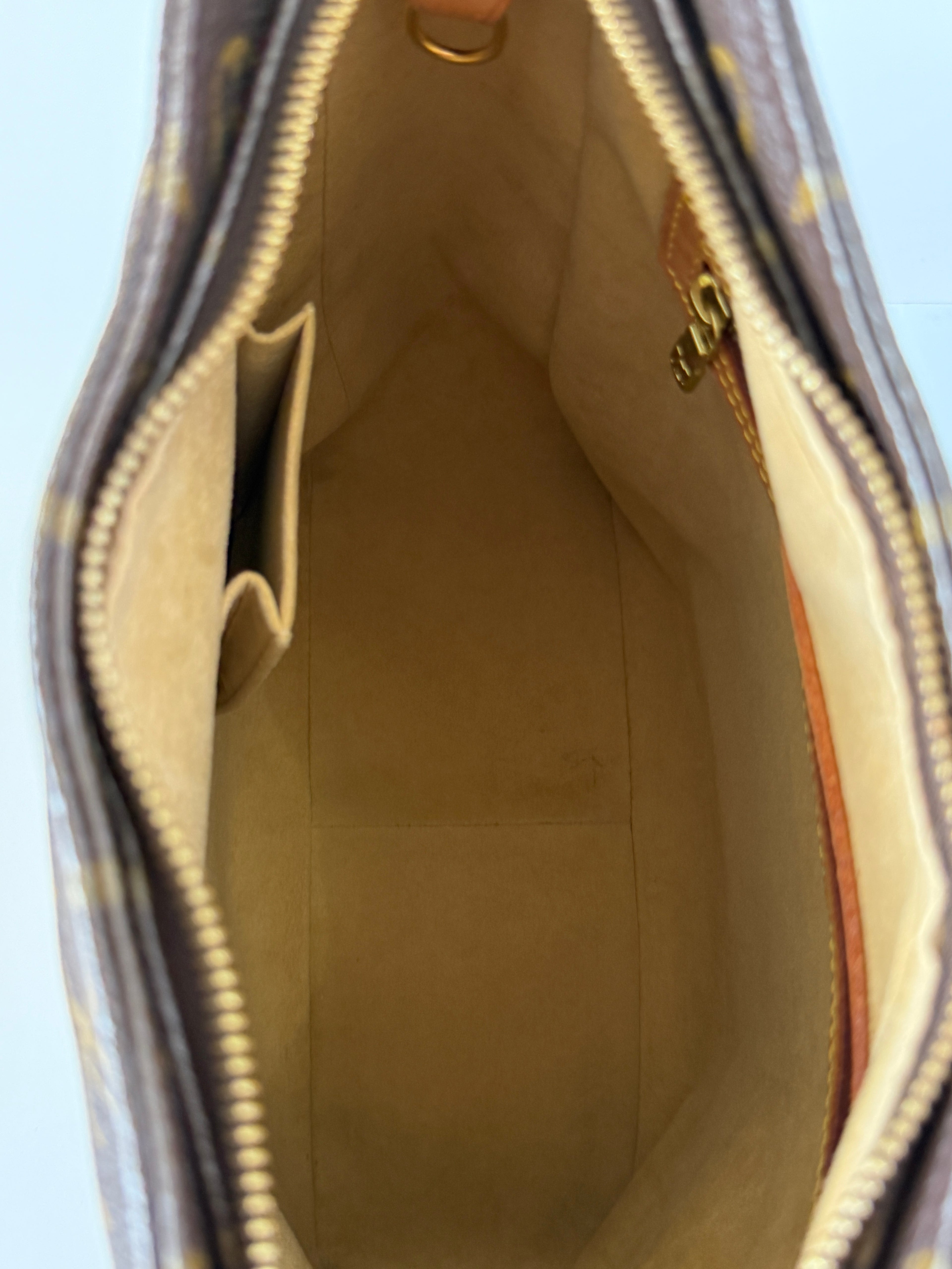Louis Vuitton Monogram Looping Gm