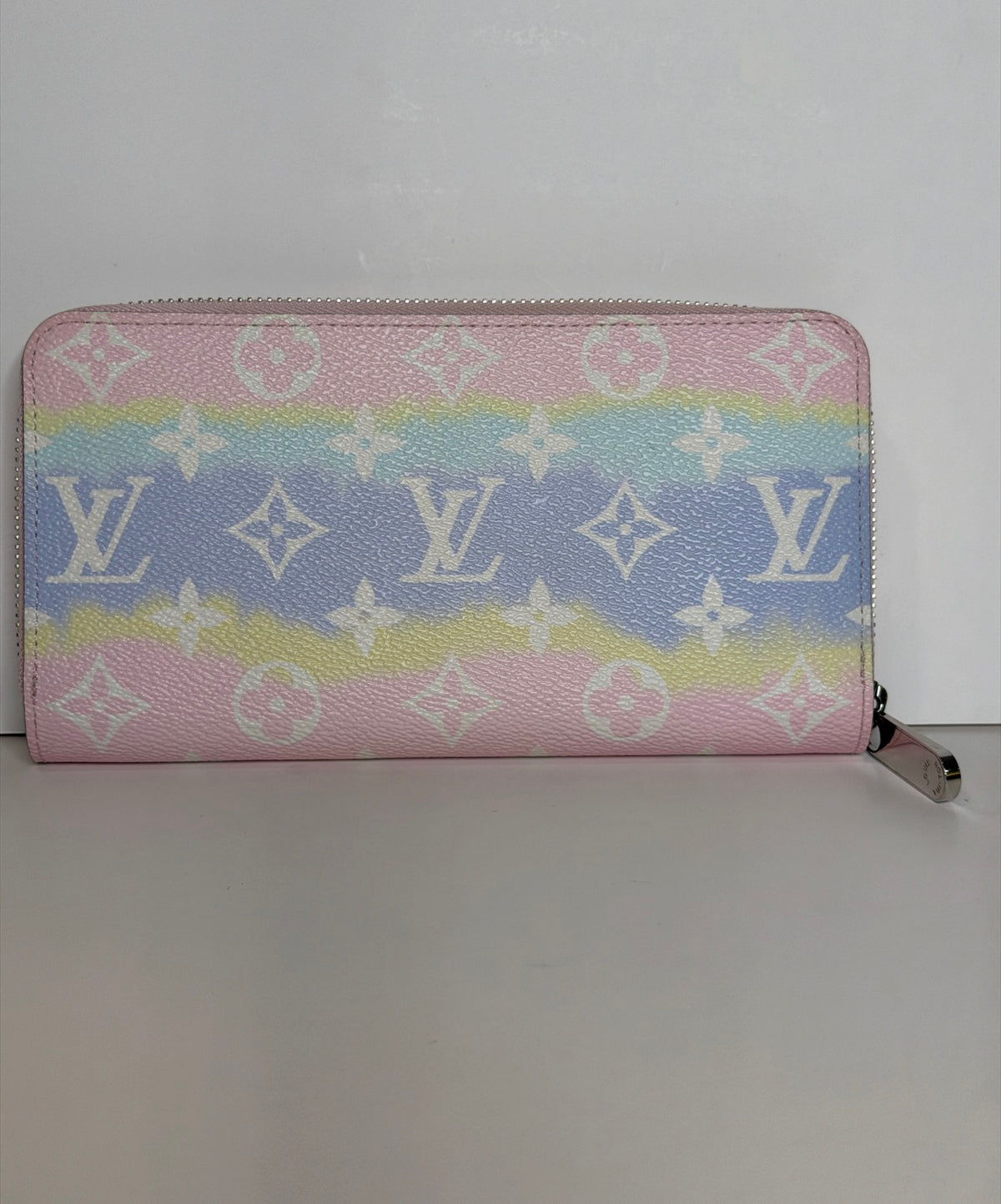Louis Vuitton LV Escale Giant Monogram Zippy Wallet Pastel – Full Set