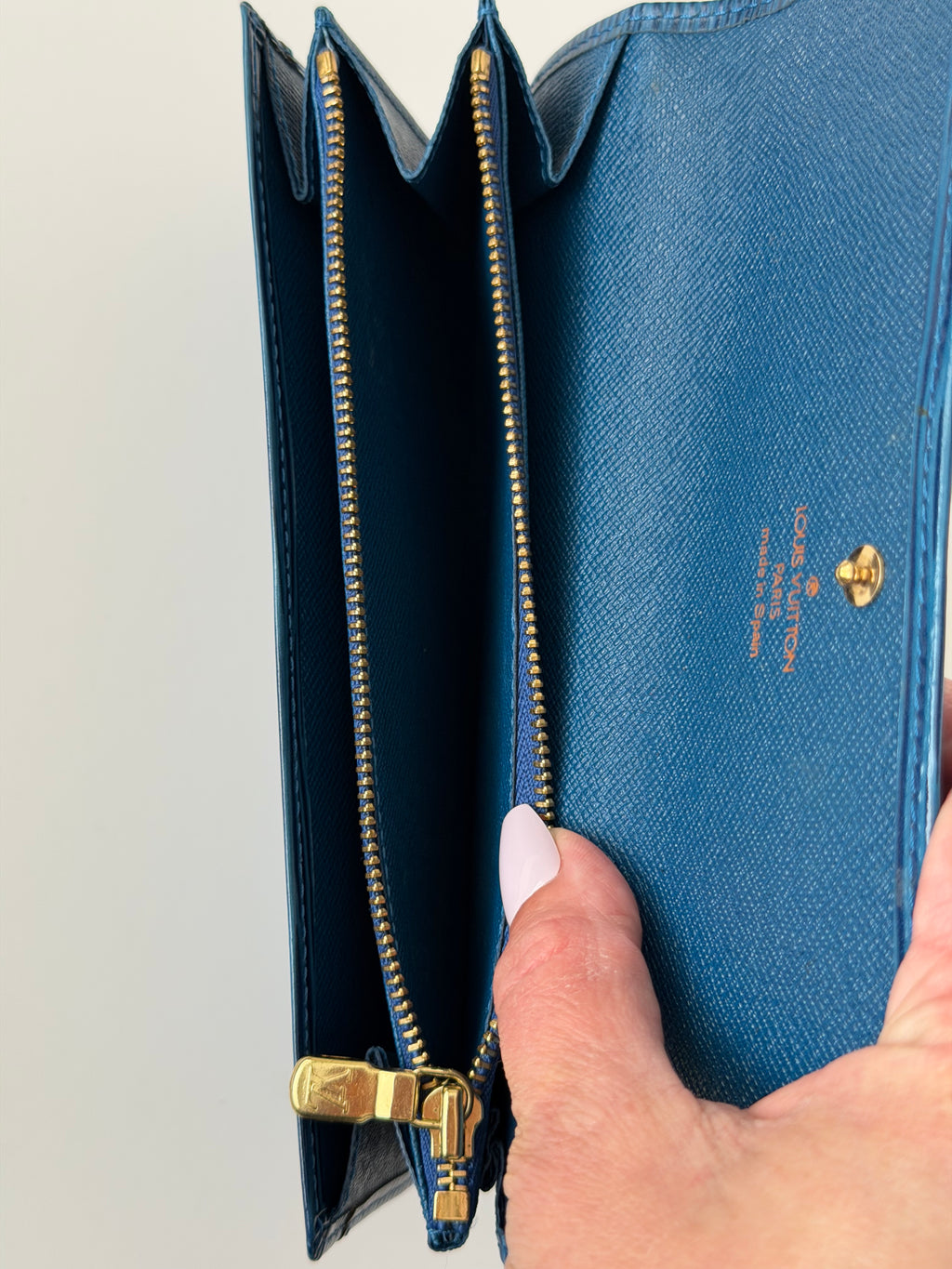 Louis Vuitton Blue Epi Leather Sarah Long Wallet w/ COA