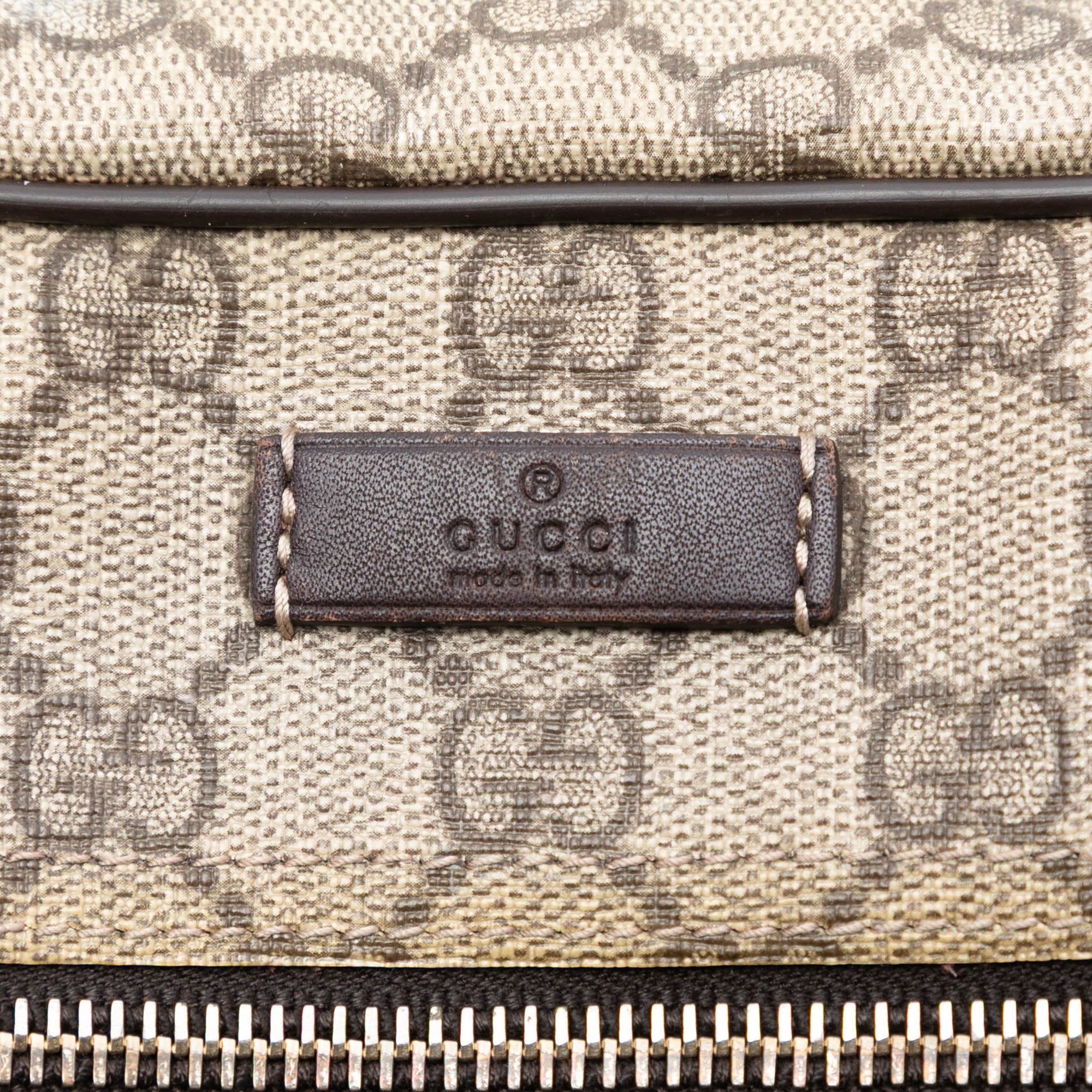 Gucci GG Supreme Crossbody