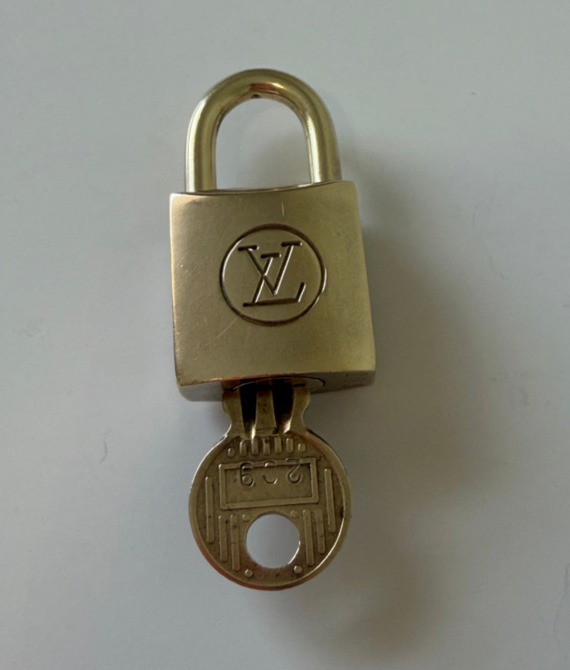 Louis Vuitton Lock and Key 200 series