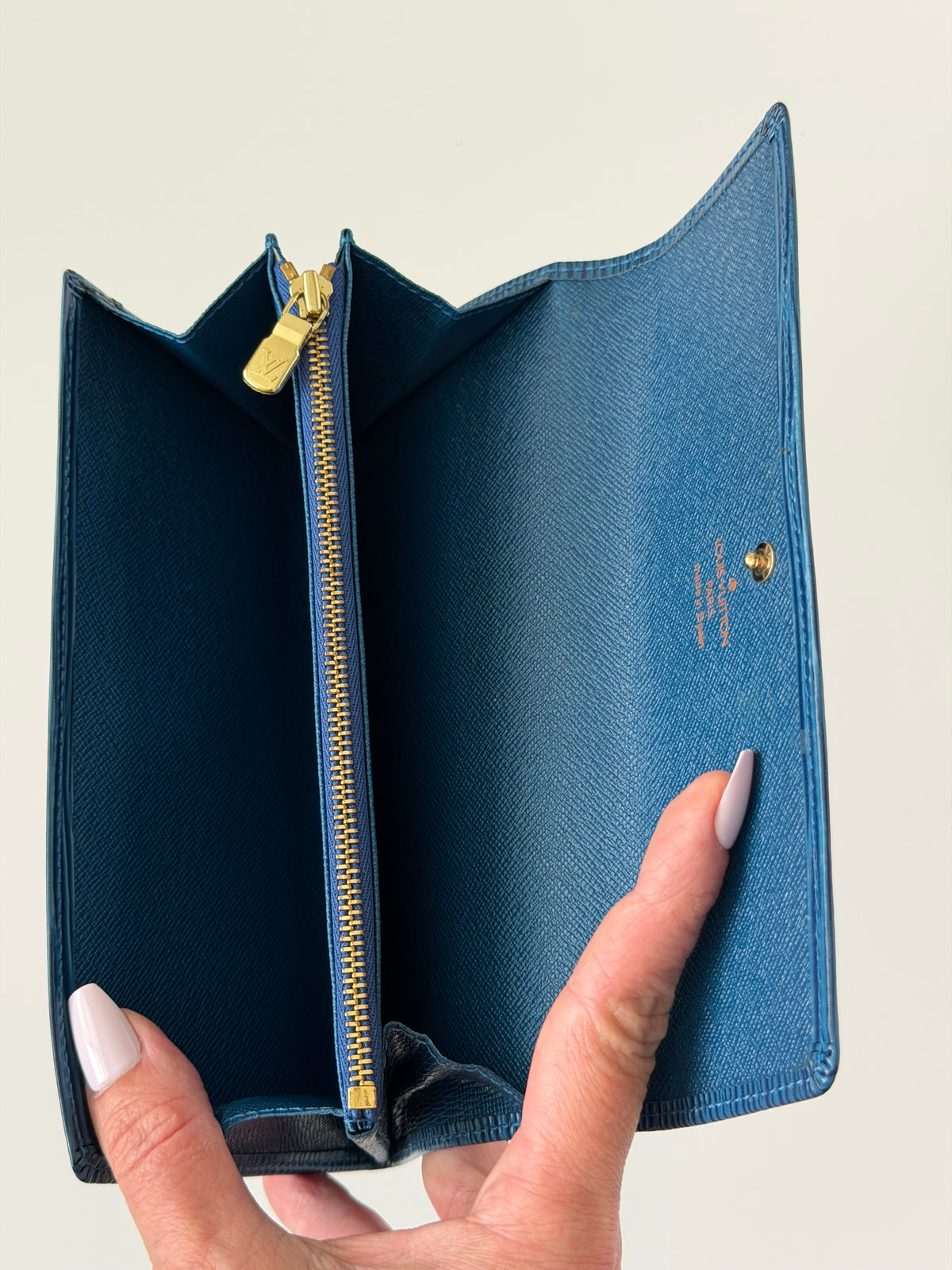 Louis Vuitton Blue Epi Leather Sarah Long Wallet w/ COA