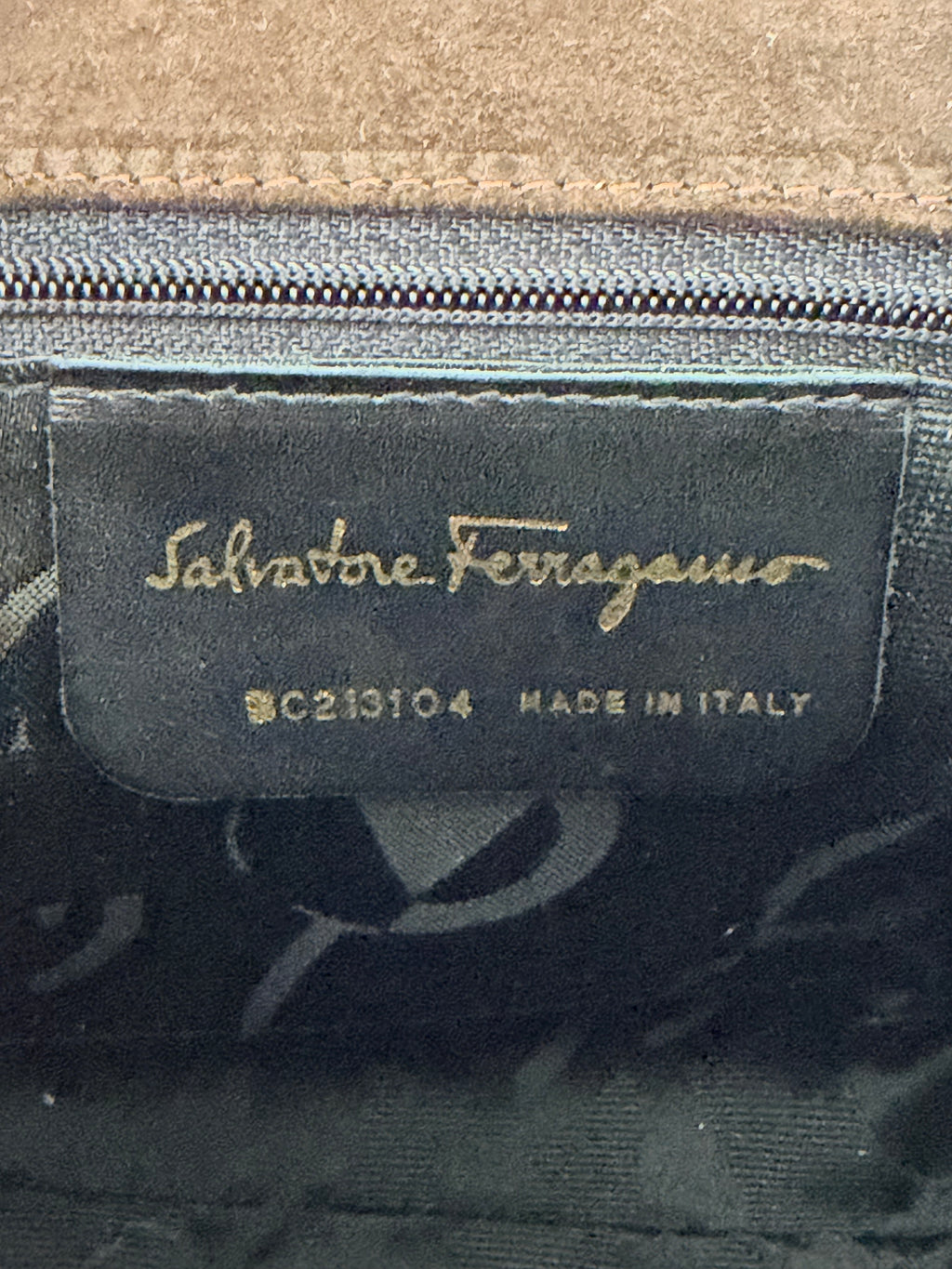 Vintage Salvatore Ferragamo Vara Bow 2 Way Bag