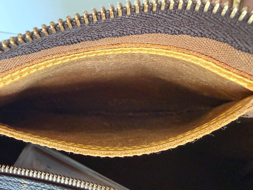 Louis Vuitton Monogram Speedy 30