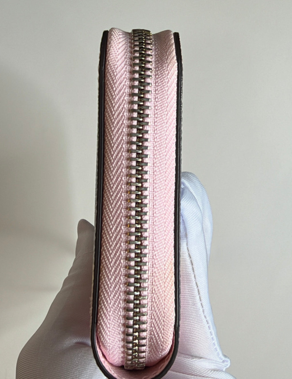 Louis Vuitton LV Escale Giant Monogram Zippy Wallet Pastel – Full Set