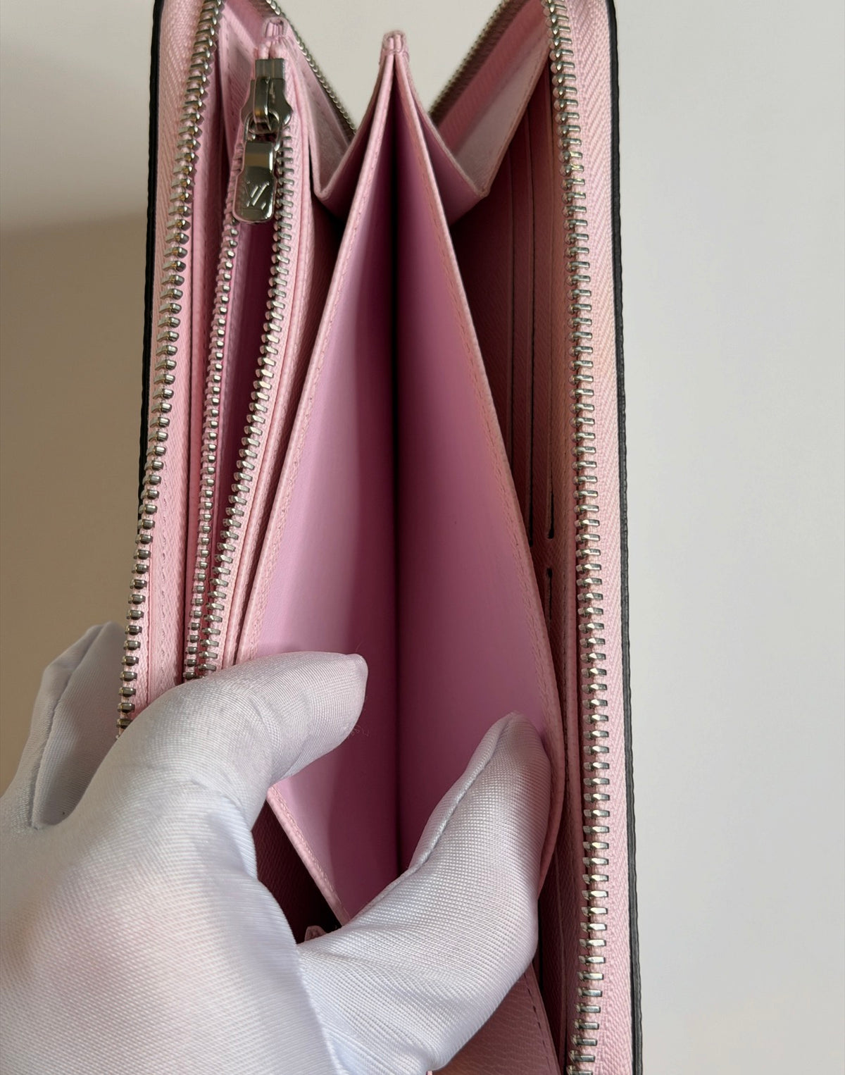 Louis Vuitton LV Escale Giant Monogram Zippy Wallet Pastel – Full Set