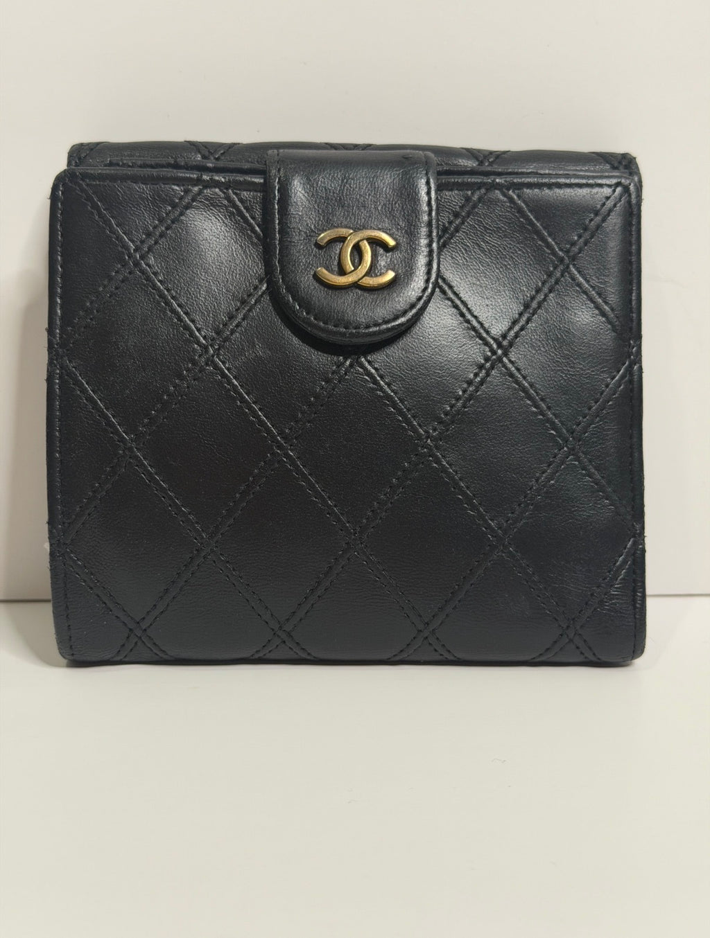 Vintage Chanel Black Quilted Lambskin Envelope Compact Flap Wallet (w/ COA)