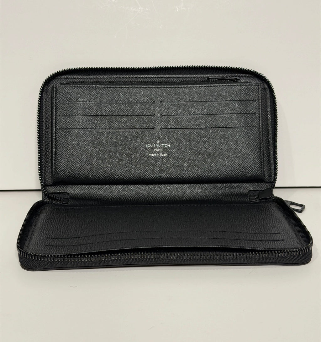 Louis Vuitton Monogram Canvas Heritage Zippy Organizer Wallet – Virgil Abloh Collection (2019) + Entrupy COA